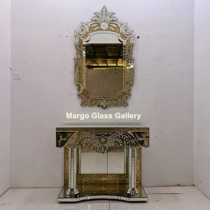 MG 006335 Venetian Mirror GoldUk 130 x 77 cm Gold Table Mirror Uk 100 cm x 50 cm x 80 cm (12)