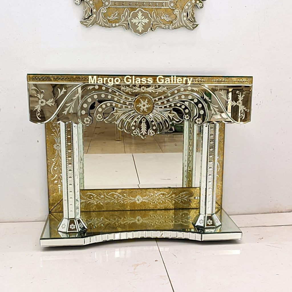 MG 006335 Venetian Mirror GoldUk 130 x 77 cm Gold Table Mirror Uk 100 cm x 50 cm x 80 cm – Elegant venetian mirror hand-etched glass with ornate frame handcrafted in Indonesia