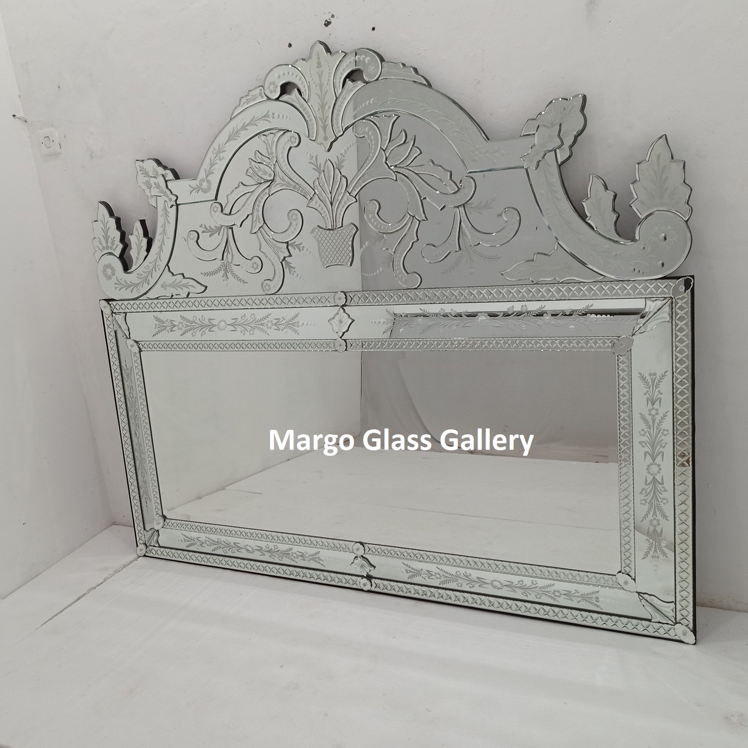 Tips on Caring for the Most Effective, Long Lasting Venetian Wall Mirror!