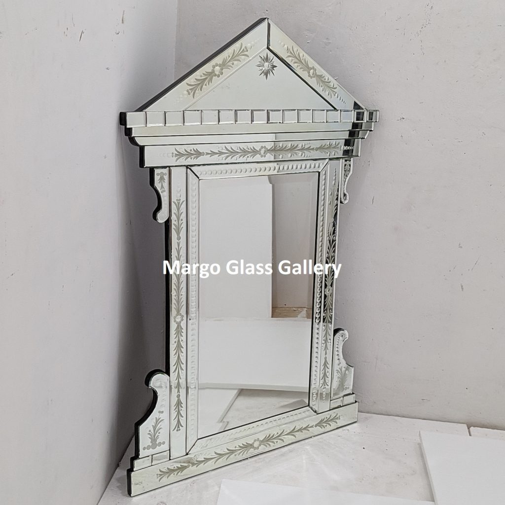 MG 080100 Venetian Mirror overall 121 cm x 80 cm – Premium venetian mirror hand-etched glass with ornate frame handcrafted in Indonesia