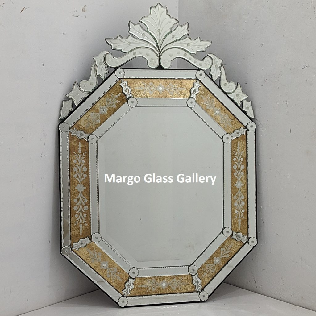 MG 080101 Venetian Mirror List Gold Leaf Uk 122 cm x 82 cm – Luxury venetian mirror hand-etched glass with ornate frame handcrafted in Indonesia