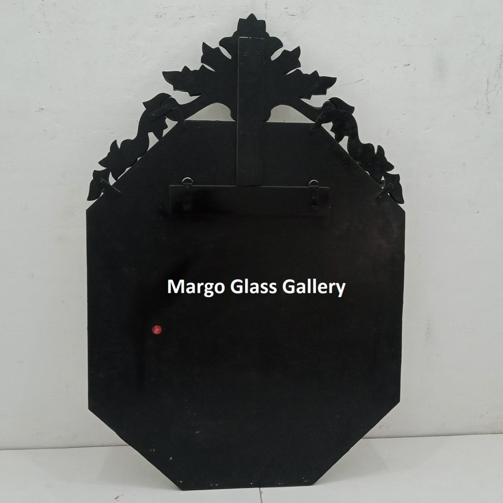 MG 080101 Venetian Mirror List Gold Leaf Uk 122 cm x 82 cm – Premium venetian mirror hand-etched glass with ornate frame handcrafted in Indonesia