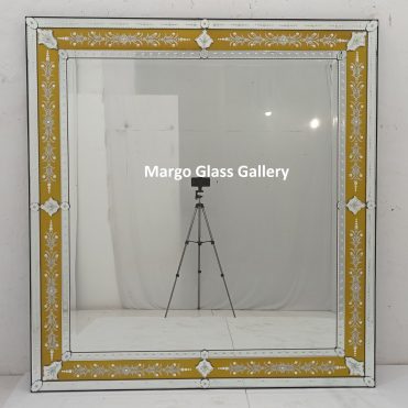 MG 080103 Venetian Wall Mirror List Gold Uk 160 cm x 151 cm (2)
