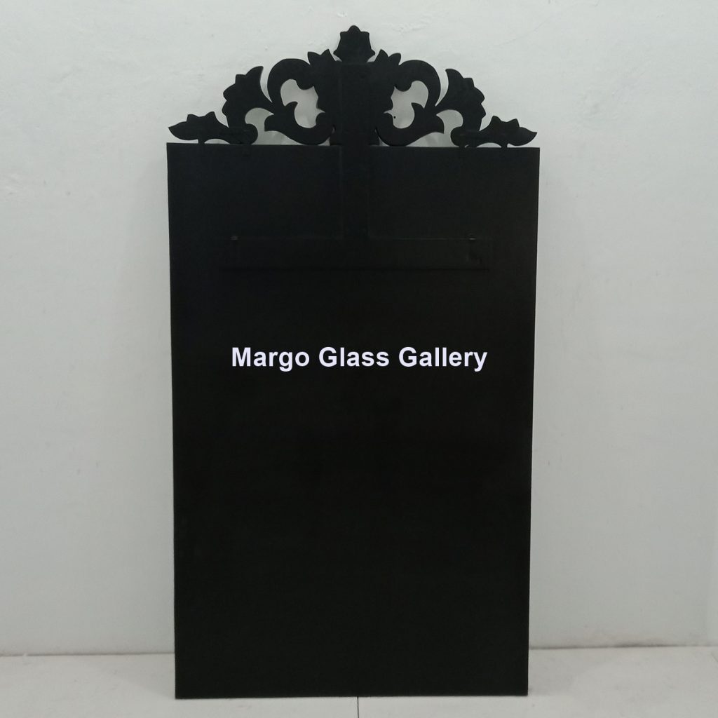 MG 080106 Venetian Mirror List Green Uk 185 cm x 100 cm – Luxury venetian mirror hand-etched glass with ornate frame handcrafted in Indonesia