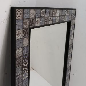 MG 800003 Ceramic Batik Mirror 42 cm x 42 cm kotak cermin 18 cm x 18 cm – Premium decorative mirror mirror premium quality glass with ornate frame handcrafted in Indonesia