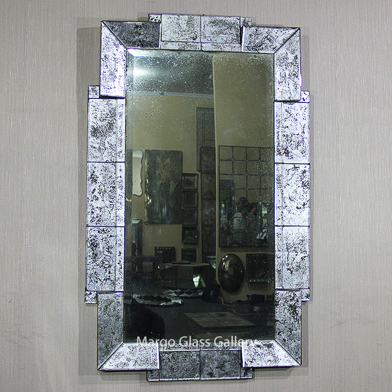 What Replaces Painting? Vintage Eglomise Mirror Is The Answer