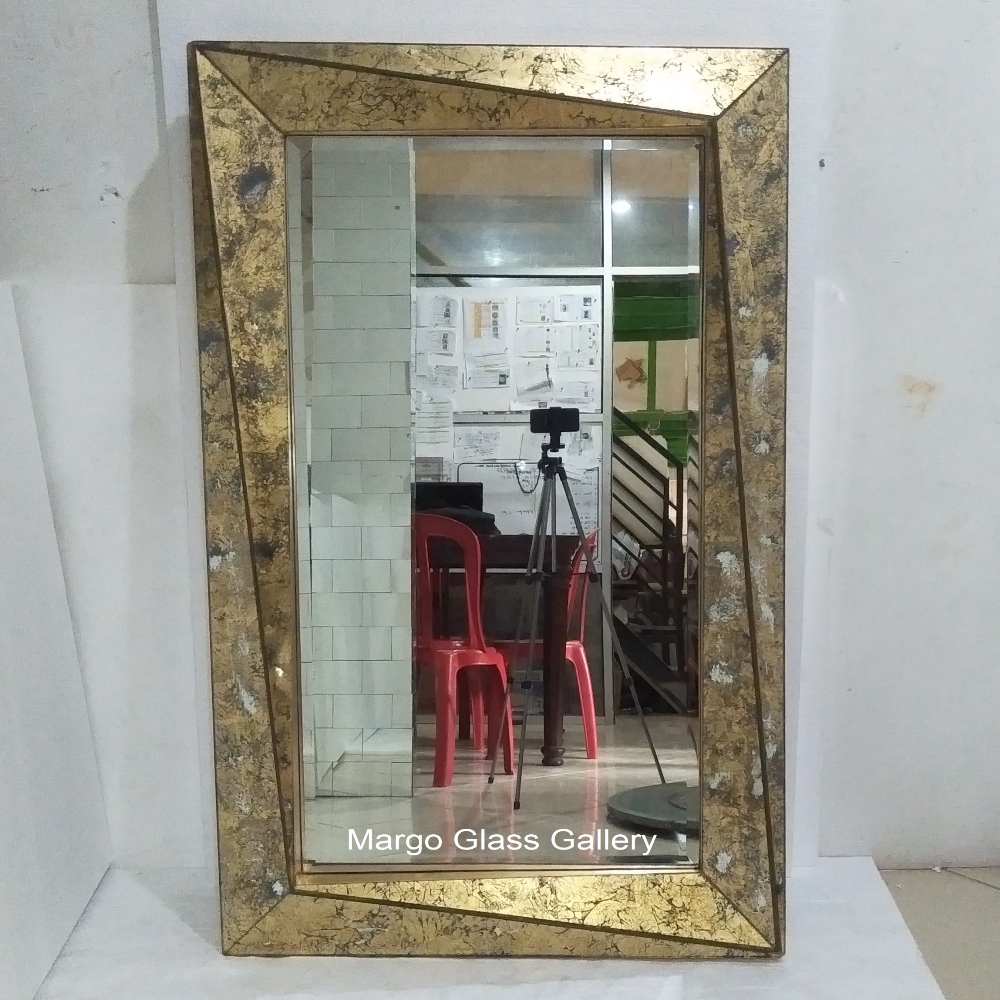 Eglomise mirror