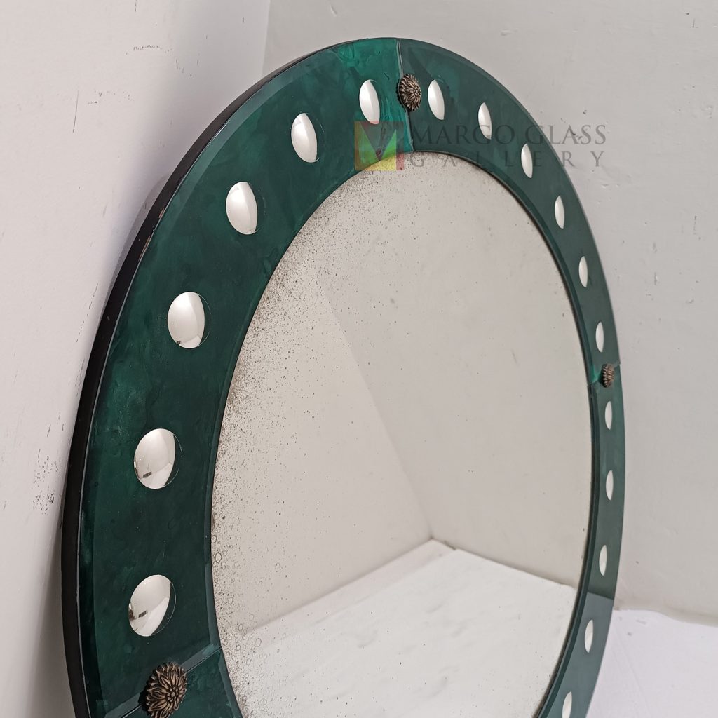Wall Mirror Round Antique Green – Handcrafted antique mirror antique glass with gold frame handcrafted in Indonesia