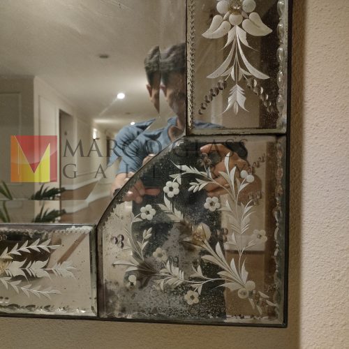 MG 080113 Horizontal wall Mirror 120 x 90 cm – Elegant decorative mirror mirror premium quality glass with ornate frame handcrafted in Indonesia