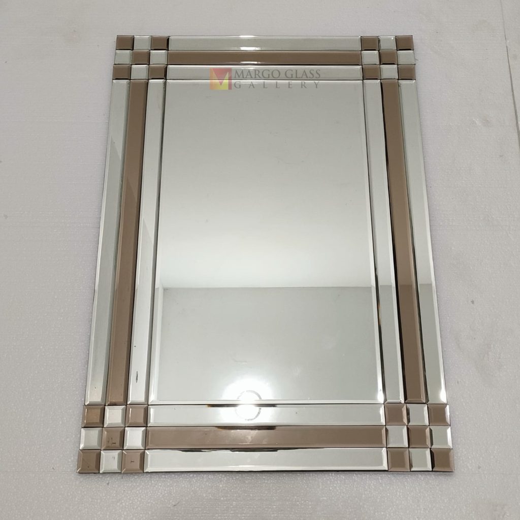 Modern Rectangle Mirror – Elegant decorative mirror mirror premium quality glass with ornate frame handcrafted in Indonesia