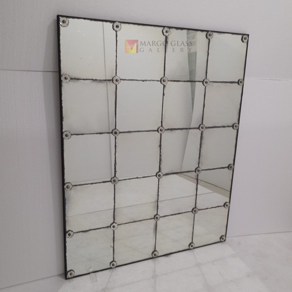 Risma Antique Mirror Panel – Classic antique mirror antique glass with gold frame handcrafted in Indonesia