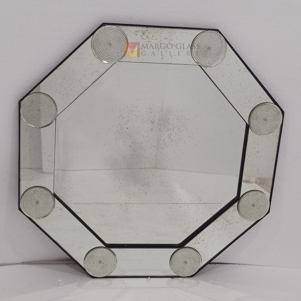 Octagonal Antique Mirror – Premium antique octagonal mirror antique glass with silver frame handcrafted in Indonesia