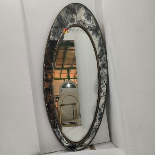 Long Oval Antique Mirror – Elegant antique mirror antique glass with gold frame handcrafted in Indonesia