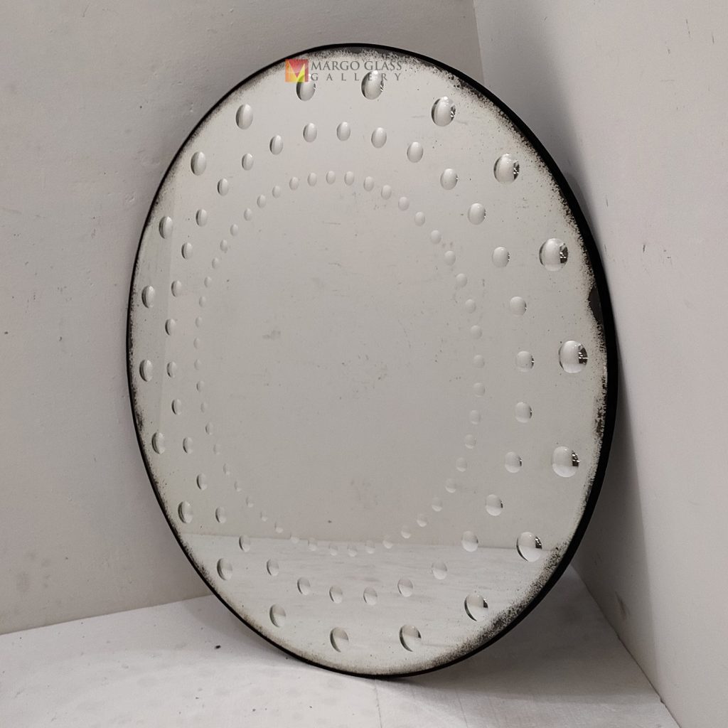 Antique Round Wall Mirror Bubble – Handcrafted antique bubble mirror antique glass with ornate silver frame handcrafted in Indonesia
