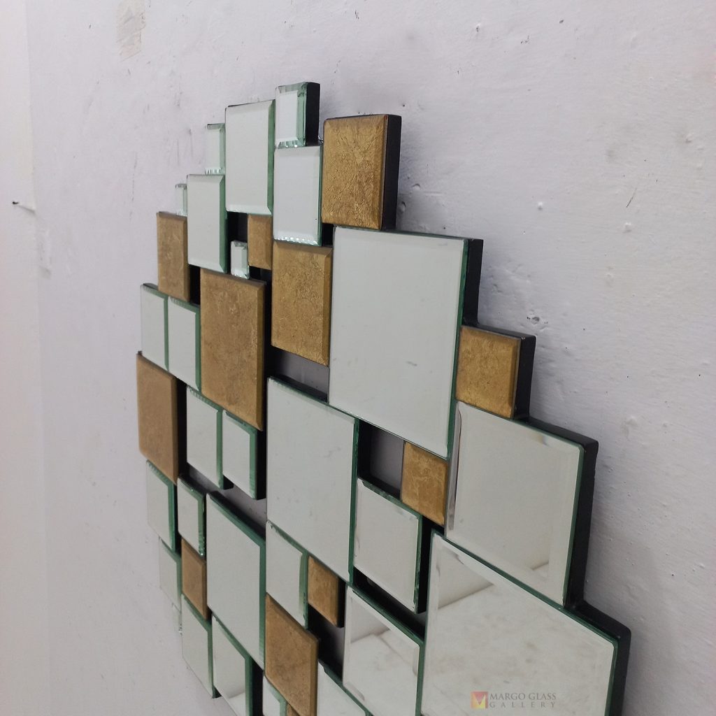 Square Wall Decor Eglomise Silver Classic Handmade Indonesia – Handcrafted square eglomise wall decor mirror silver eglomise glass handcrafted in Indonesia