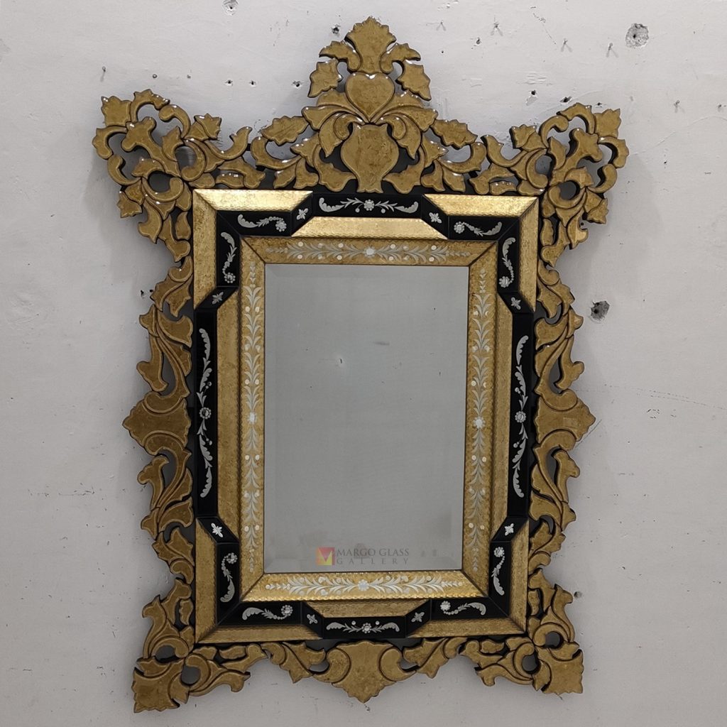 Venetian Verre Eglomise Wall Mirror Artisan Handmade Indonesia – Luxury eglomise mirror silver eglomise glass handcrafted in Indonesia