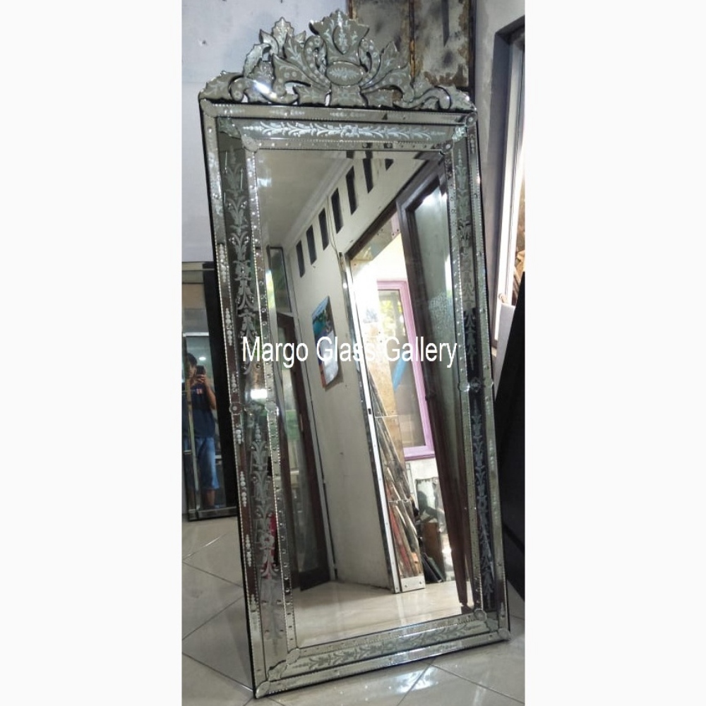Venetian Mirror Stand Floor Razel