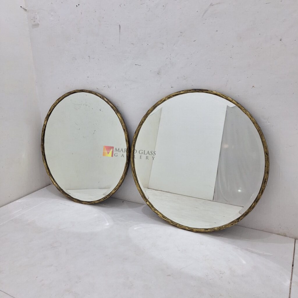MG 400003 Beaded Gold Round Mirror Dia 90 cm Classic Handmade Indonesia – Classic decorative mirror mirror premium quality glass with ornate frame handcrafted in Indonesia