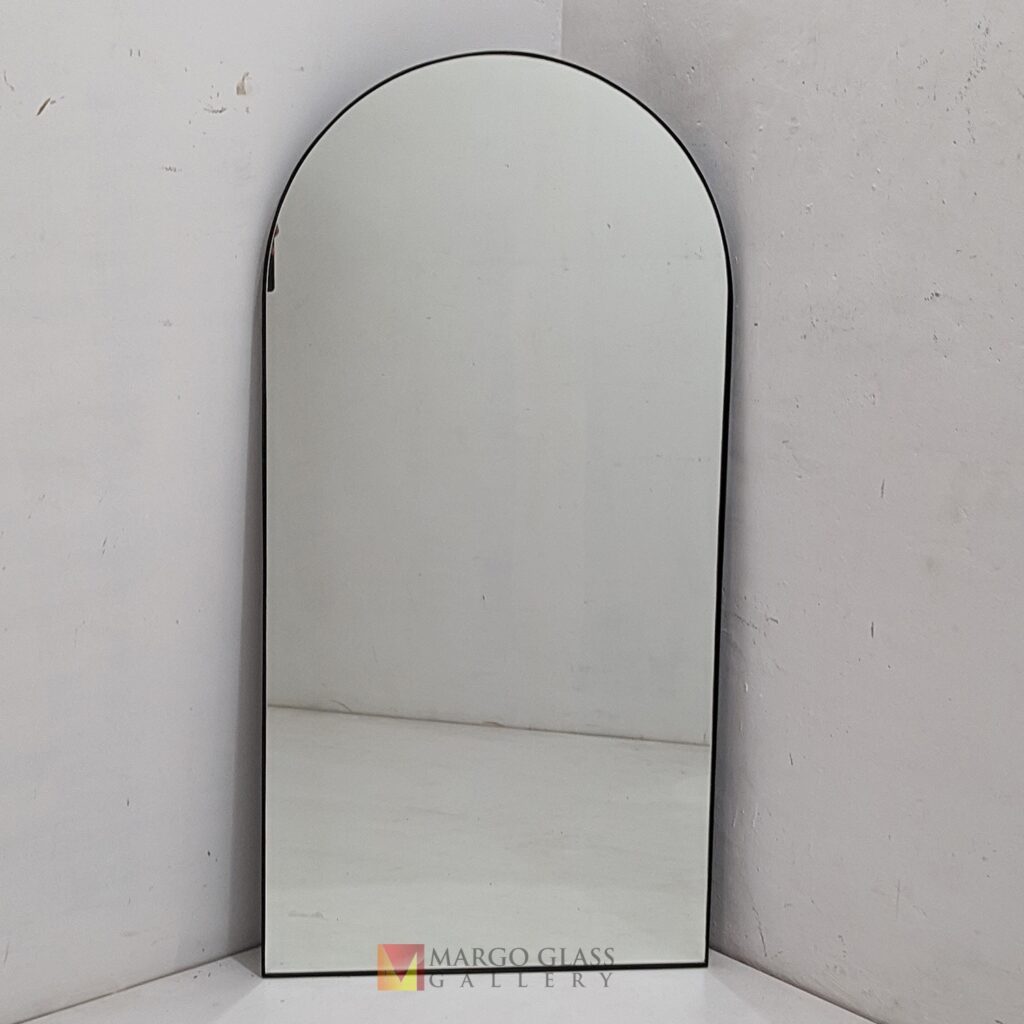 MG 400008 IDARCH Arched Mirror 122 cm x 61cm Handcrafted Handmade Indonesia – Handcrafted decorative mirror mirror premium quality glass with ornate frame handcrafted in Indonesia