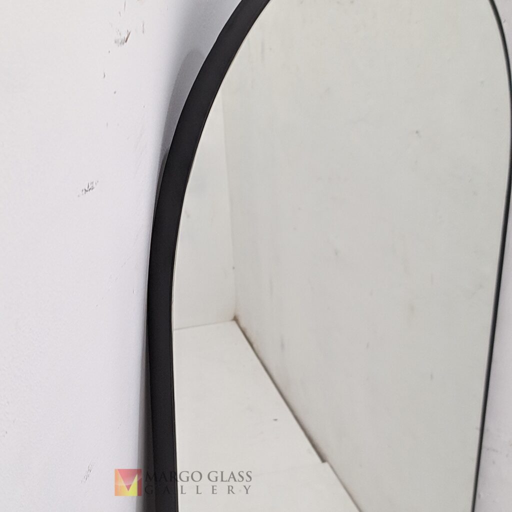 MG 400008 IDARCH Arched Mirror 122 cm x 61cm Classic Handmade Indonesia – Classic decorative mirror mirror premium quality glass with ornate frame handcrafted in Indonesia
