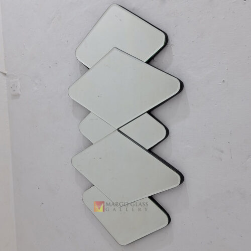 MG 004870 Wall Decor Mirror Size 90 X 54 Cm Handcrafted Handmade Indonesia – Premium decorative mirror mirror premium quality glass with ornate frame handcrafted in Indonesia