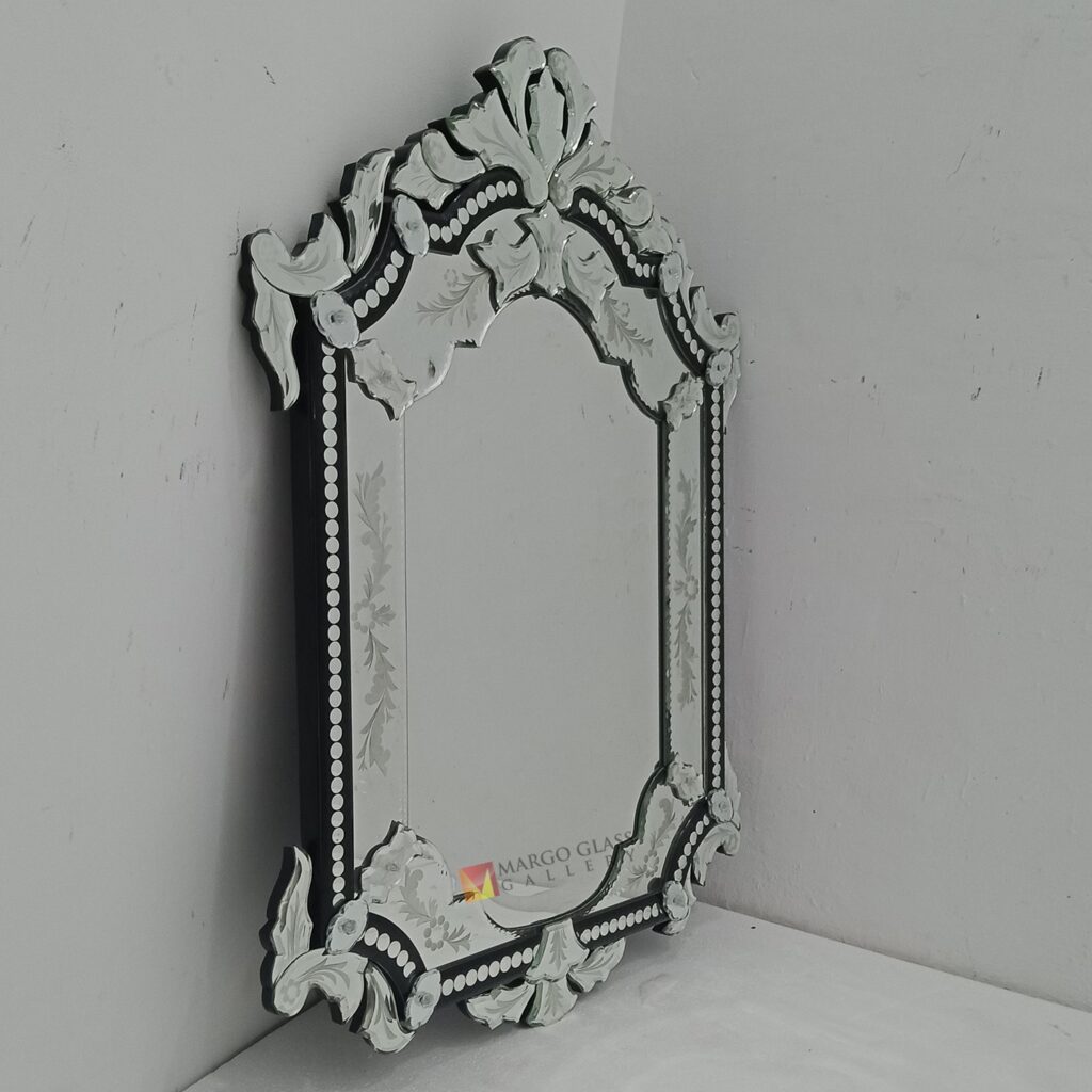 oppo 32 – Luxury handcrafted mirror premium quality glass with ornate frame handcrafted in Indonesia