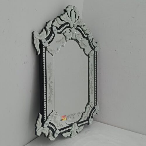 oppo 32 – Luxury handcrafted mirror premium quality glass with ornate frame handcrafted in Indonesia