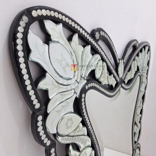 MG 013102 Venetian Mirror Black Butterfly Size 100 x 100 Cm Premium Handmade Indonesia – Handcrafted venetian mirror hand-etched glass with ornate frame handcrafted in Indonesia