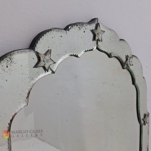 MG 014520 Antique Wall Mirror Yurico 44 x 25 inch (112 cm x 63 Luxury Handmade Indonesia – Elegant antique mirror antique glass with gold frame handcrafted in Indonesia