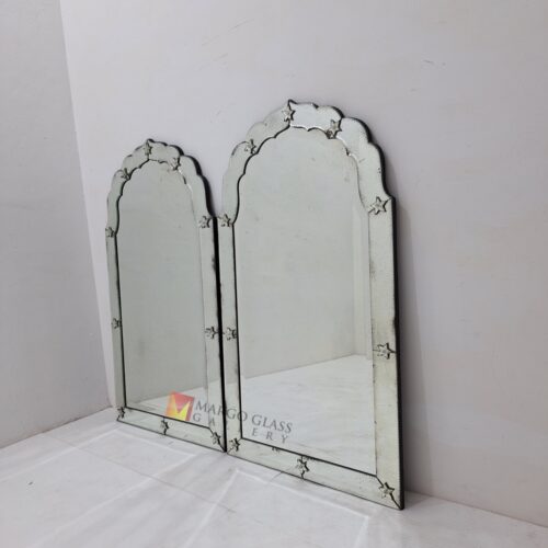MG 014520 Antique Wall Mirror Yurico 44 x 25 inch (112 cm x 63,5 cm Handcrafted Handmade Indonesia – Premium antique mirror antique glass with gold frame handcrafted in Indonesia