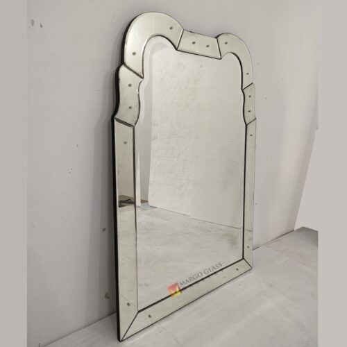 MG 014532 Antique Wall Mirror 132 x 91,5 cm Handcrafted Handmade Indonesia – Premium antique mirror antique glass with gold frame handcrafted in Indonesia
