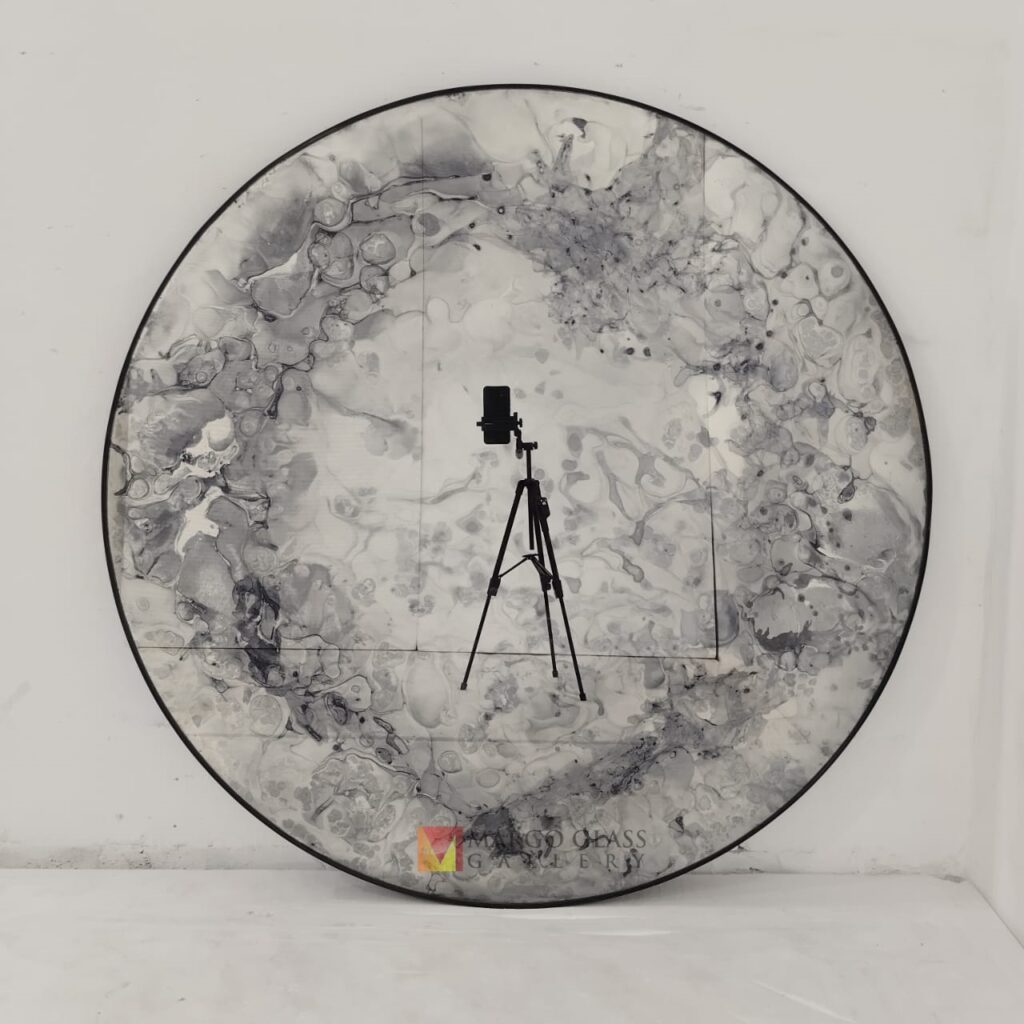 MG 014533 Round Smoke Mirror 120cm with metal frame Premium Handmade Indonesia – Classic decorative mirror mirror premium quality glass with ornate frame handcrafted in Indonesia