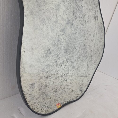MG 014539 Organic Wall Mirror Antique 82×57 cm – Luxury antique mirror antique glass with gold frame handcrafted in Indonesia