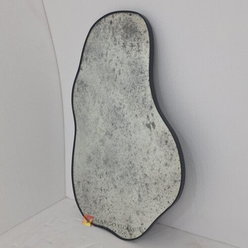 MG 014539 Organic Wall Mirror Antique 82×57 cm – Artisan antique mirror antique glass with gold frame handcrafted in Indonesia