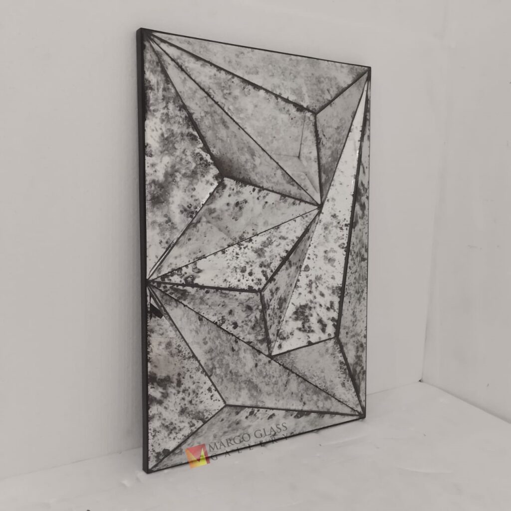 MG 014543 Antique Deco Mirror 90x60cm – Classic antique mirror antique glass with gold frame handcrafted in Indonesia