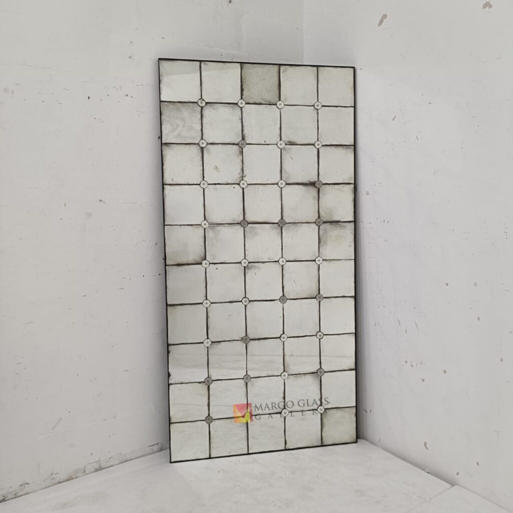MG 014547 Antique mirror tiles 100x200cm – Artisan antique mirror antique glass with gold frame handcrafted in Indonesia