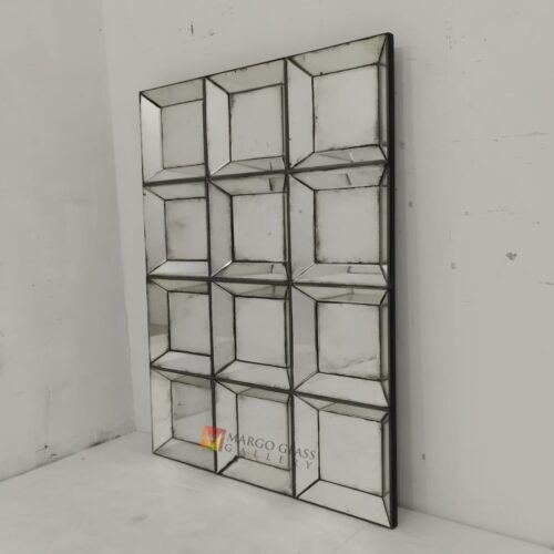 MG 014548 Antique Mirror Square 120x80cm – Premium antique mirror antique glass with gold frame handcrafted in Indonesia