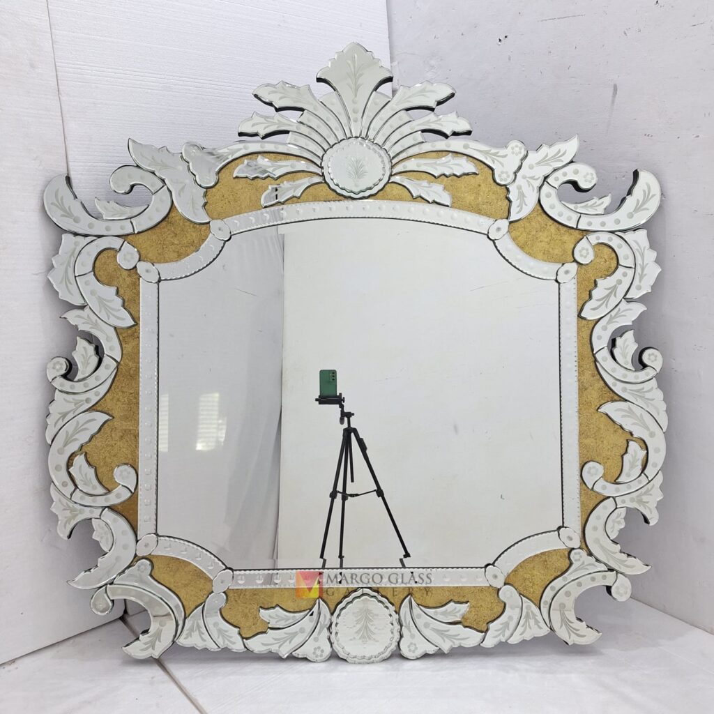 MG 080118 Venetian mirror gold H 130 x 120 cm Luxury Handmade Indonesia – Luxury venetian mirror hand-etched glass with ornate frame handcrafted in Indonesia