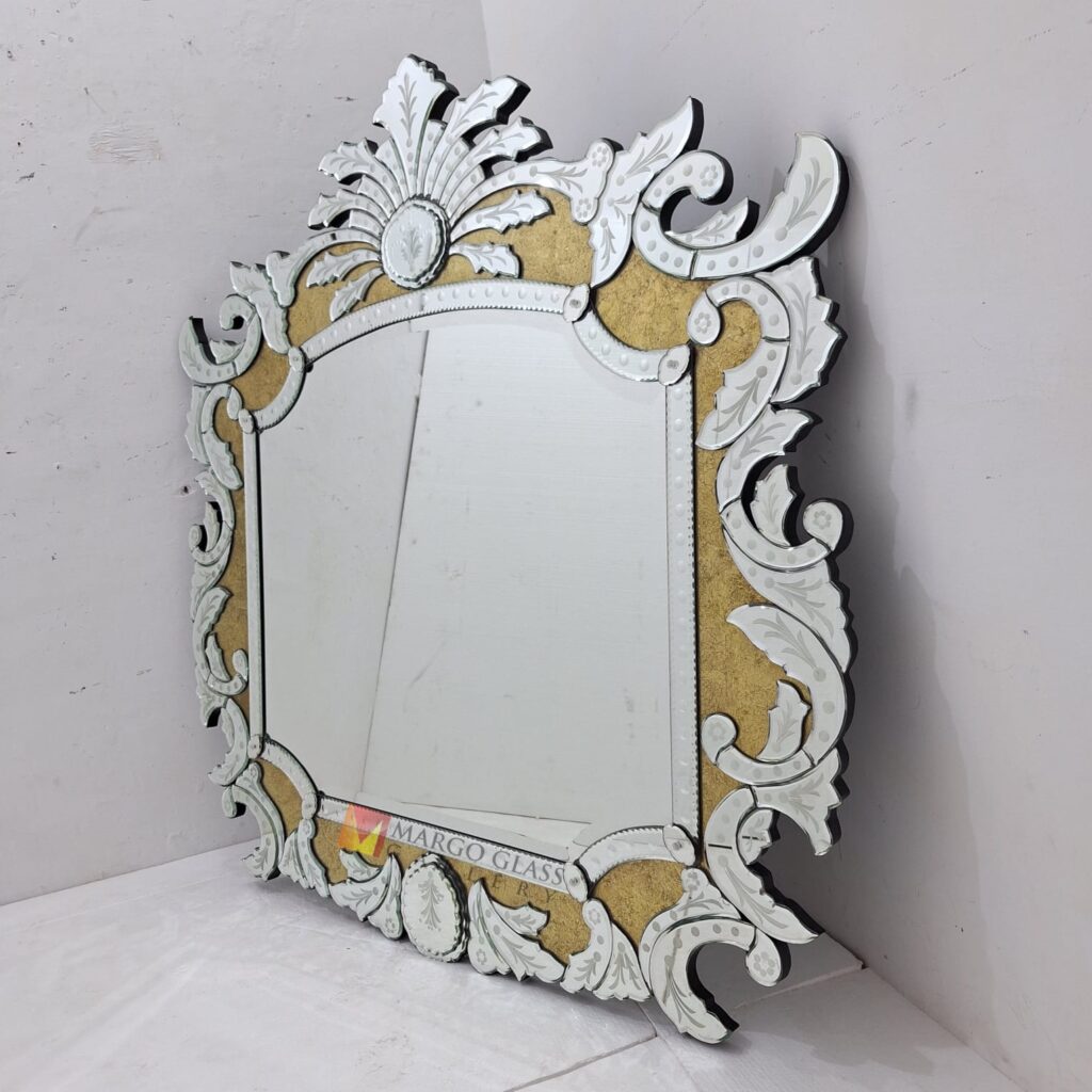 MG 080118 Venetian mirror gold H 130 x 120 cm Premium Handmade Indonesia – Premium venetian mirror hand-etched glass with ornate frame handcrafted in Indonesia