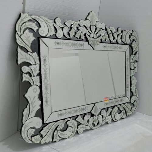 MG 080120 Venetian mirror full length 120 cm x H 80cm Premium Handmade Indonesia – Premium venetian mirror hand-etched glass with ornate frame handcrafted in Indonesia