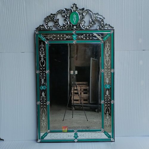 oplus 0 Premium Handmade Indonesia – Premium handcrafted mirror premium quality glass with ornate frame handcrafted in Indonesia