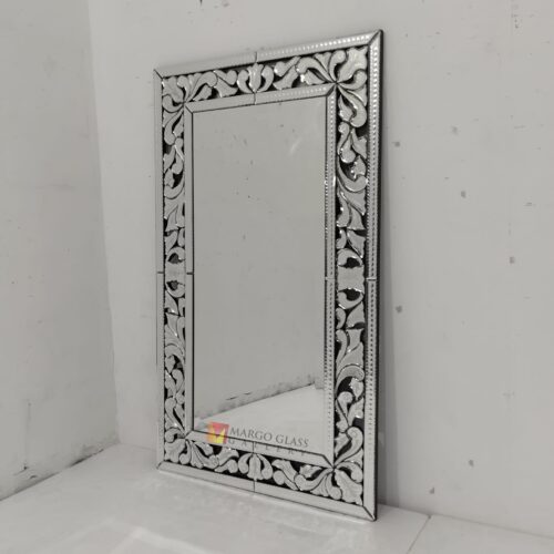 MG 080135 Venetian Mirror Rectangle 120 x 70 cm Premium Handmade Indonesia – Classic venetian mirror hand-etched glass with ornate frame handcrafted in Indonesia