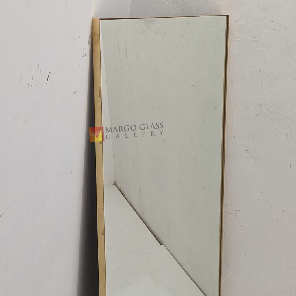 MG 400020 Rectangle Mirror Frame Gold leaf Uk 122 cm x 61 cm Elegant Handmade Indonesia – Elegant decorative mirror mirror premium quality glass with ornate frame handcrafted in Indonesia