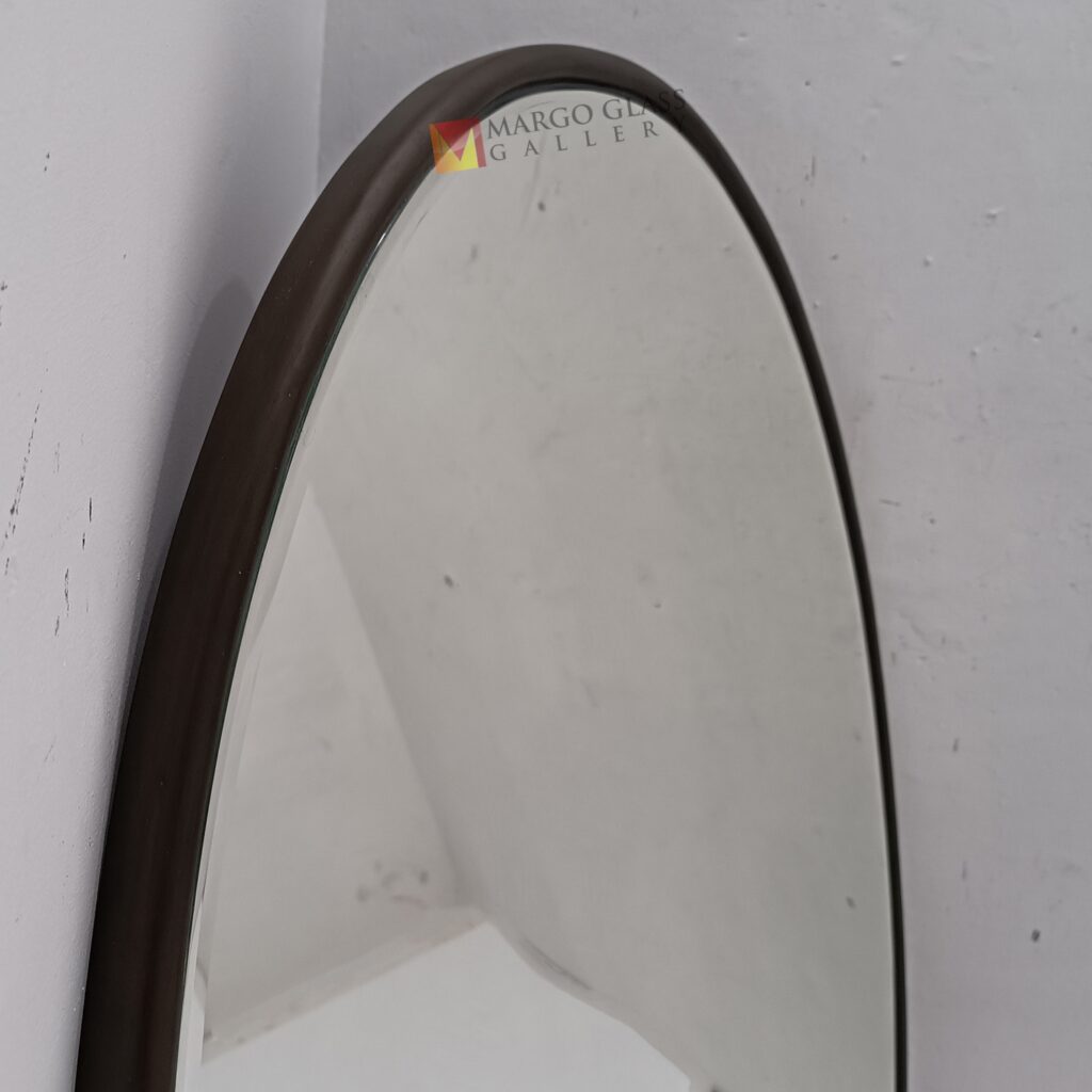 MG 400033 Oval Mirror Beade Wood Frame 112,5 cm x 76 cm Classic Handmade Indonesia – Handcrafted decorative mirror mirror premium quality glass with ornate frame handcrafted in Indonesia