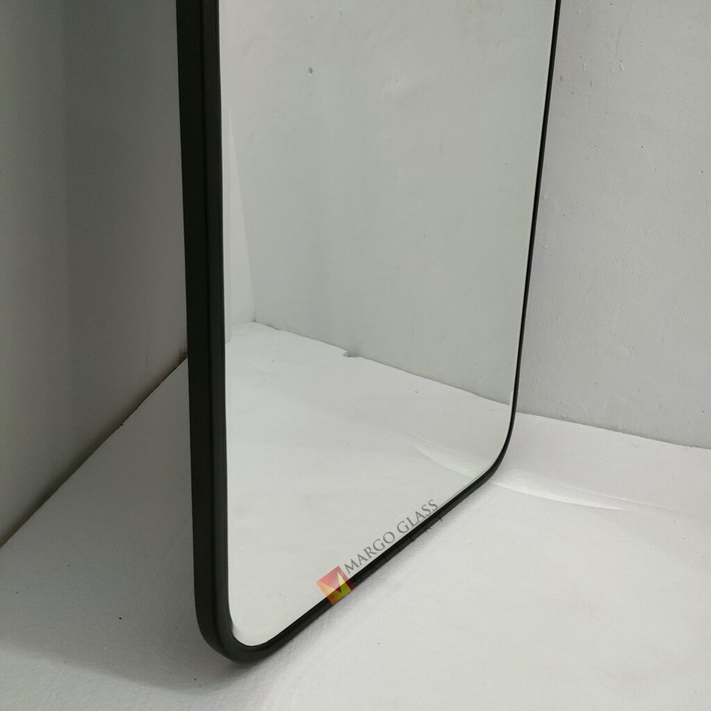 oplus 32 Luxury Handmade Indonesia – Luxury handcrafted mirror premium quality glass with ornate frame handcrafted in Indonesia