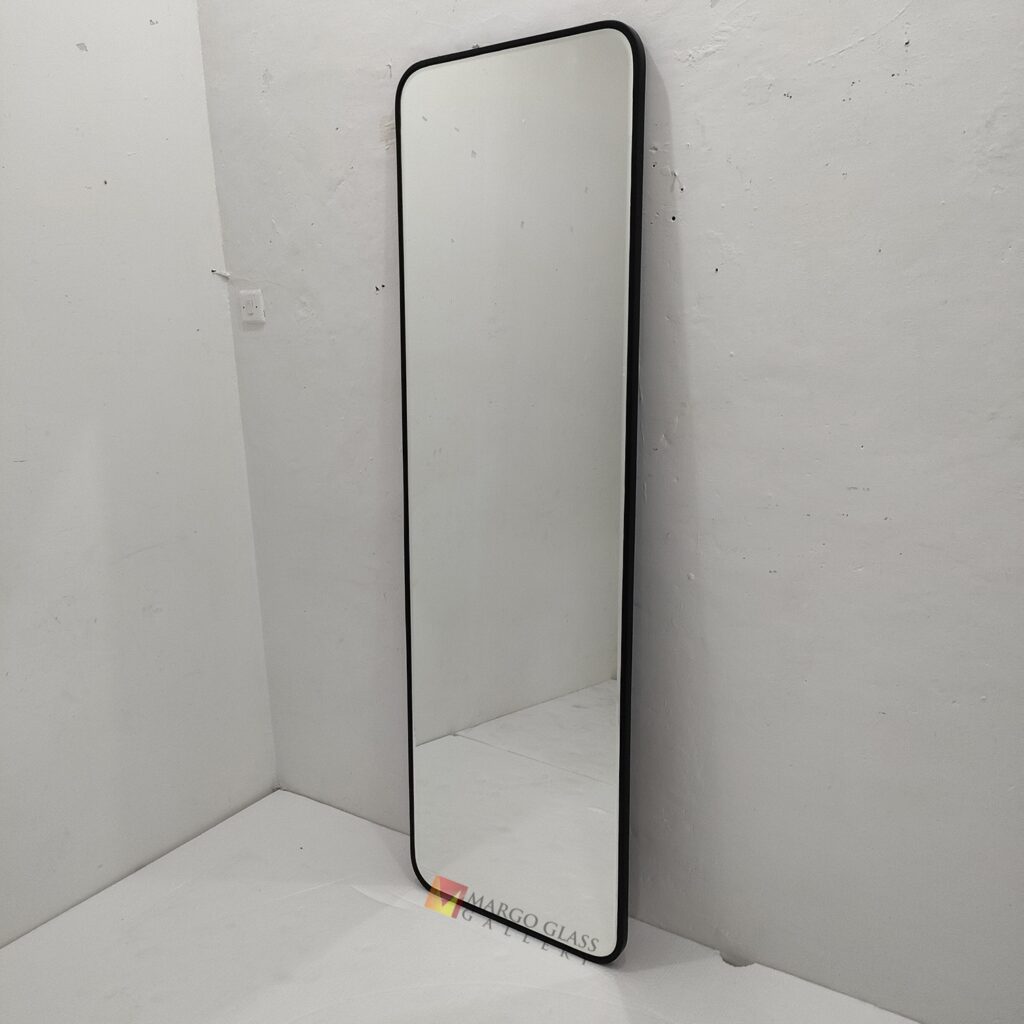 oplus 32 Elegant Handmade Indonesia – Elegant handcrafted mirror premium quality glass with ornate frame handcrafted in Indonesia