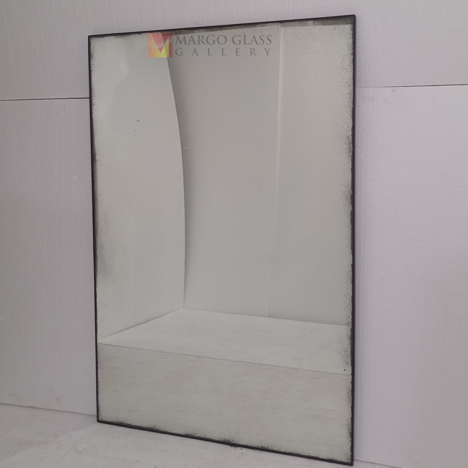 Rectangular Antique Mirror Frame Black MG 014447