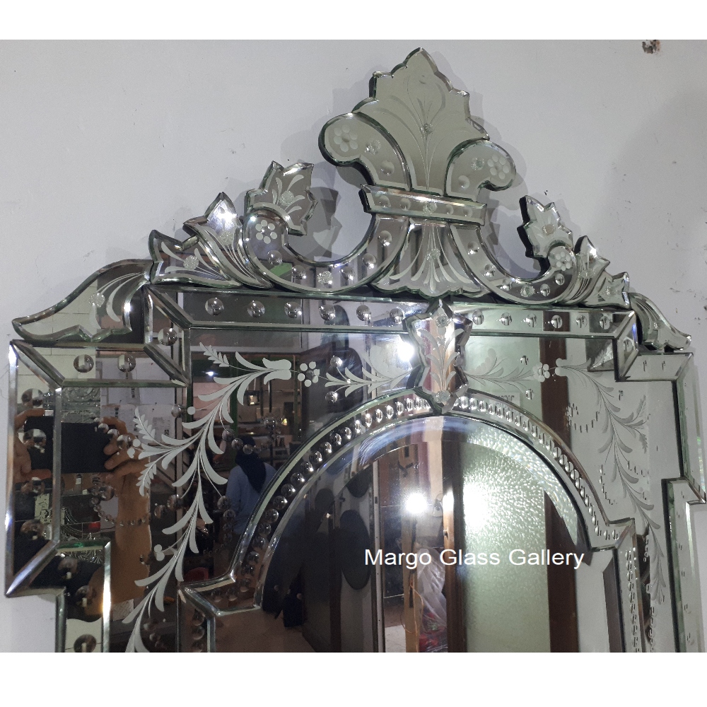 Venetian Mirror Style Topas MG 080063