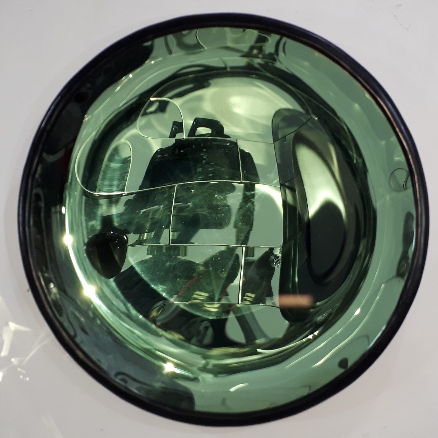 Concave Mirror Wall Green MG 015006