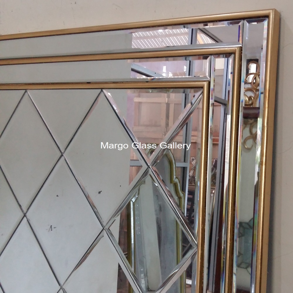 Rectangular Beveled Mirror MG 065044